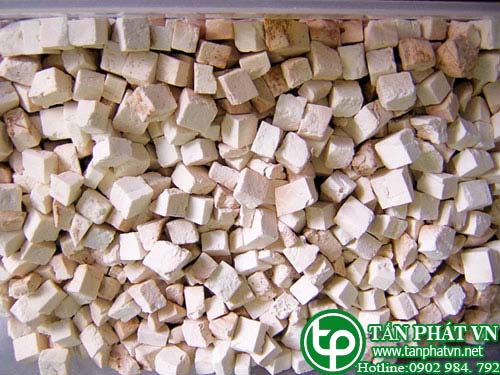 Cách chọn mua bạch linh